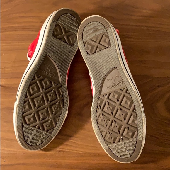 Men’s red converse size 9 - Picture 4 of 4